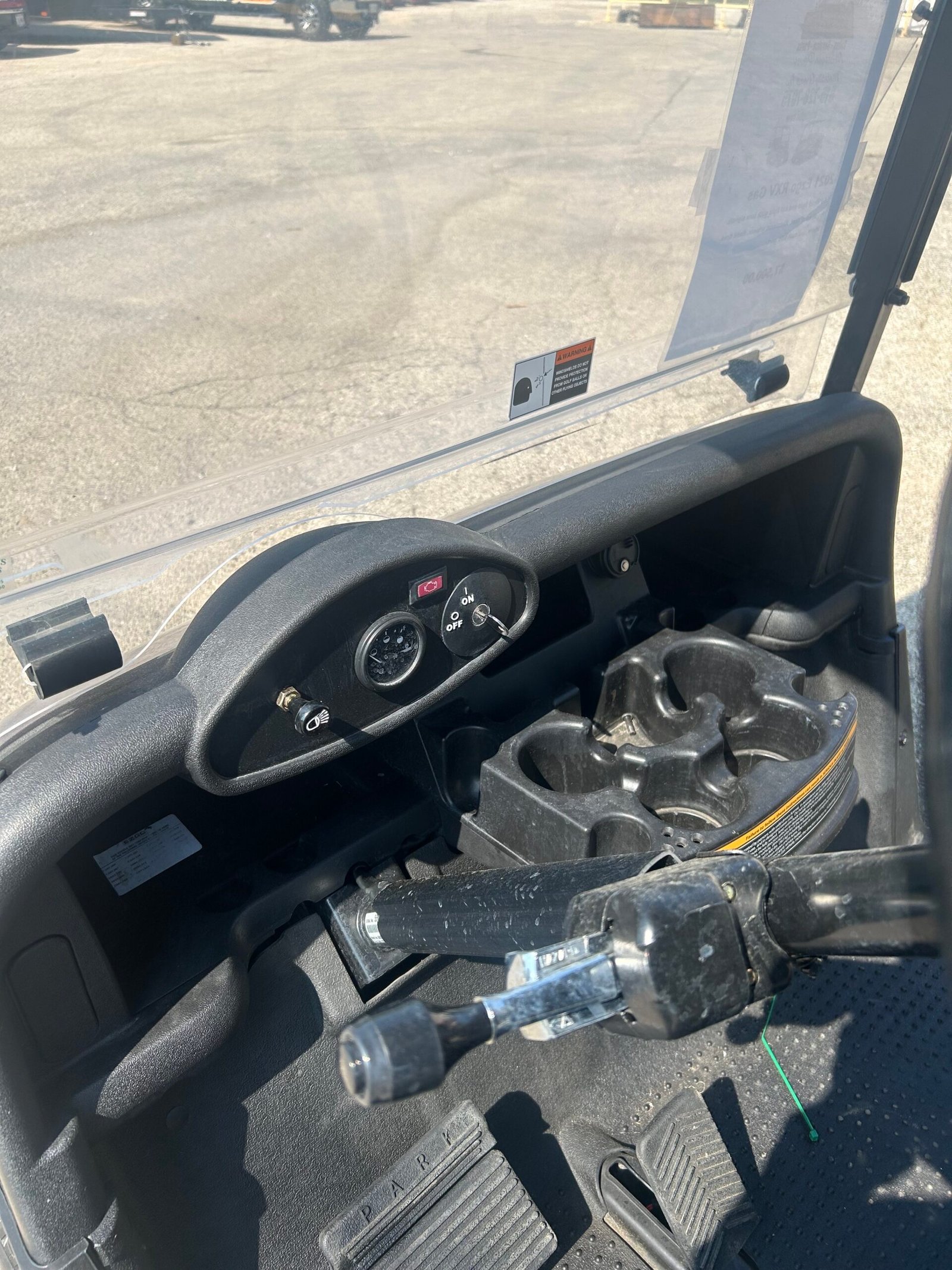 2021 EZ-GO RXV Gas - Image 8