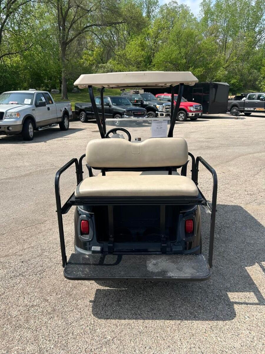 2014 EZ-GO RXV 48 Volt - Image 5