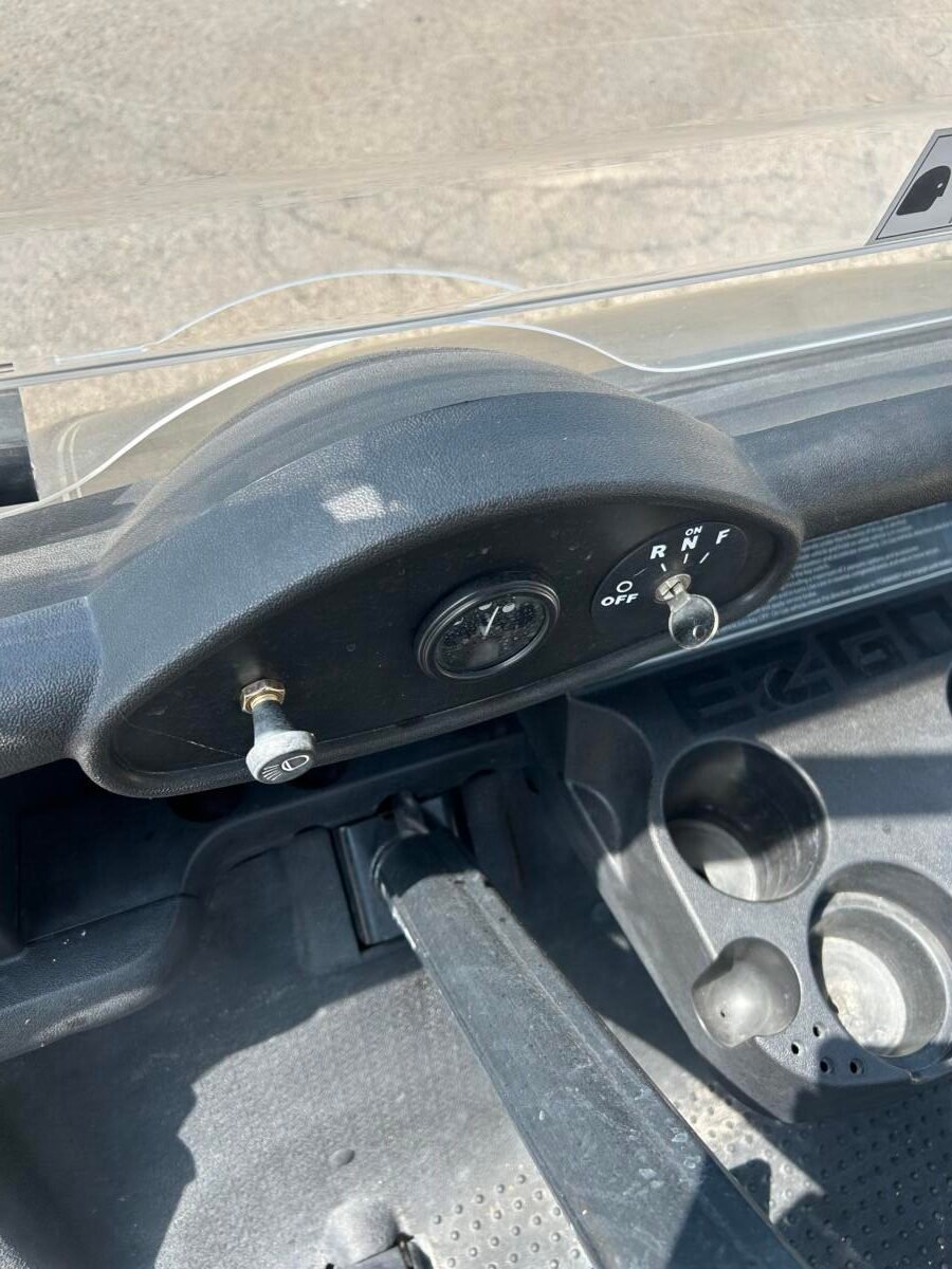 2014 EZ-GO RXV 48 Volt - Image 8