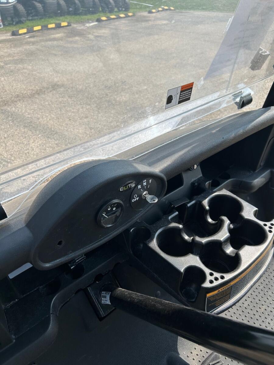 2021 EZ-GO RV Elite Lithium battery Golf Course Ready - Image 10