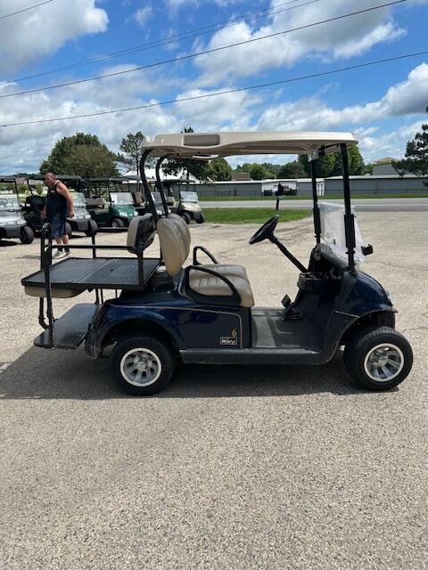 2020 EZ-GO RXV Elite Lithium Battery Cart - Image 9