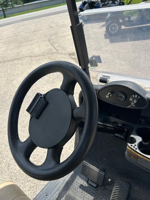 2020 EZ-GO RXV Elite Lithium Battery Cart - Image 6