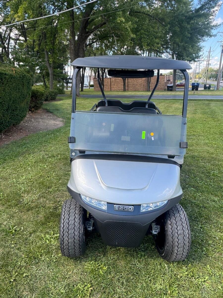 2025 EZ-GO Valor Elite – Lithium Cruiser Package