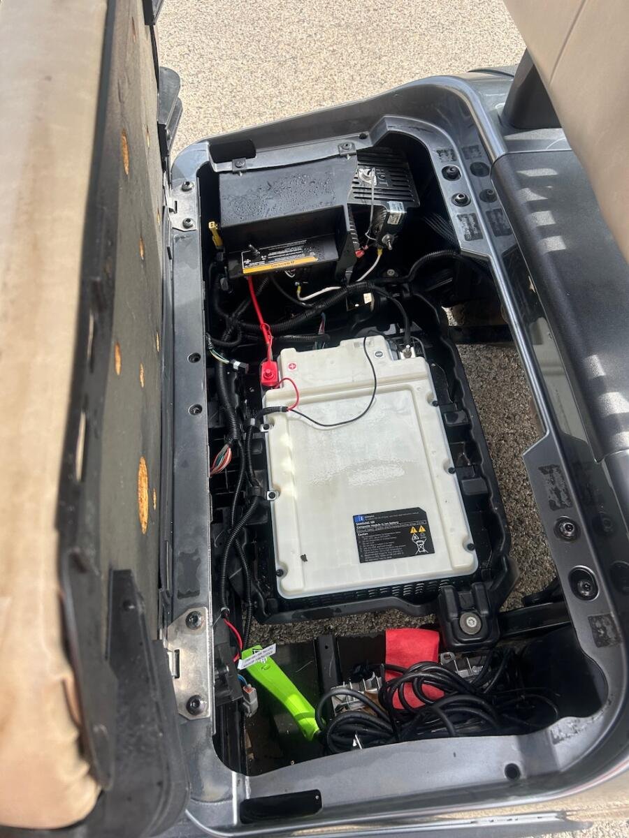 2023 EZ-GO RXV ELITE - Image 6