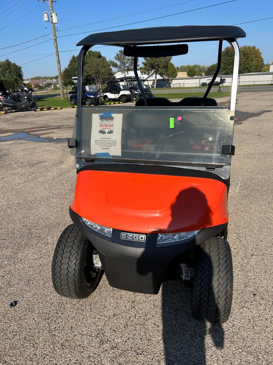 For Sale: 2025 EZ-GO Valor Gas – Cruiser Package  - Image 2