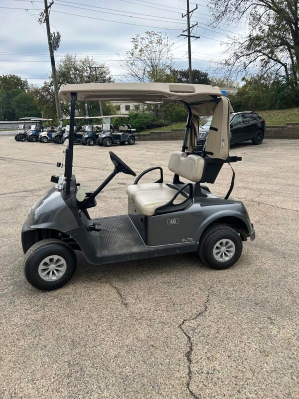 2023 EZ-GO RXV Elite – Lithium Power - Image 3
