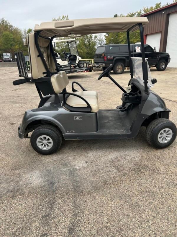 2023 EZ-GO RXV Elite – Lithium Power - Image 7