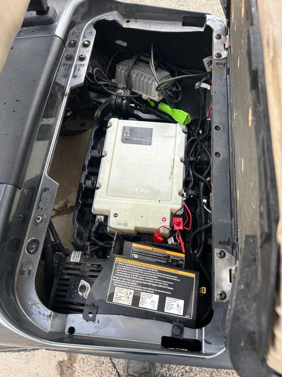 2023 EZ-GO RXV Elite – Lithium Power  - Image 10